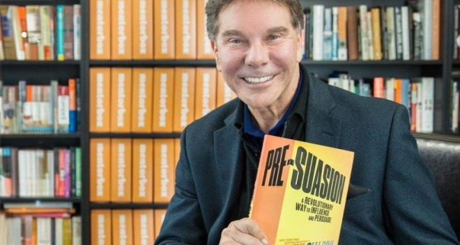 Libro recomendado: Pre-suasión (Robert Cialdini) #DoctorHosting